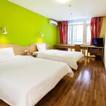 7 Days Inn Guangzhou Bagian luar foto