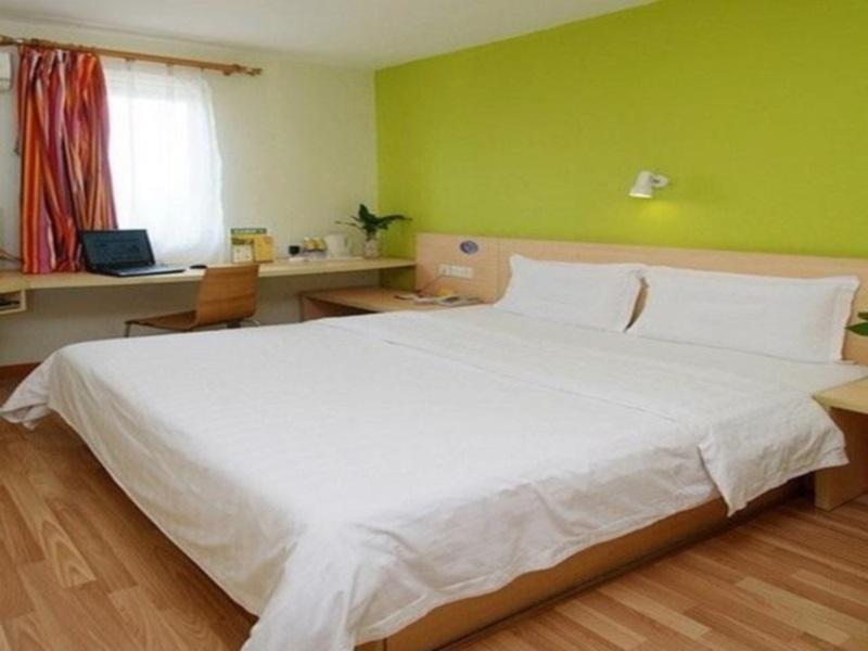7 Days Inn Guangzhou Bagian luar foto