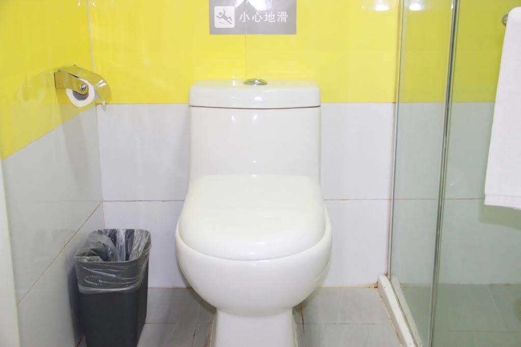 7 Days Inn Guangzhou Bagian luar foto