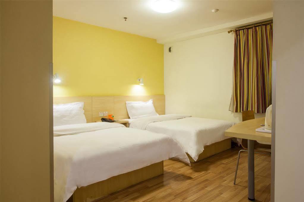 7 Days Inn Guangzhou Bagian luar foto